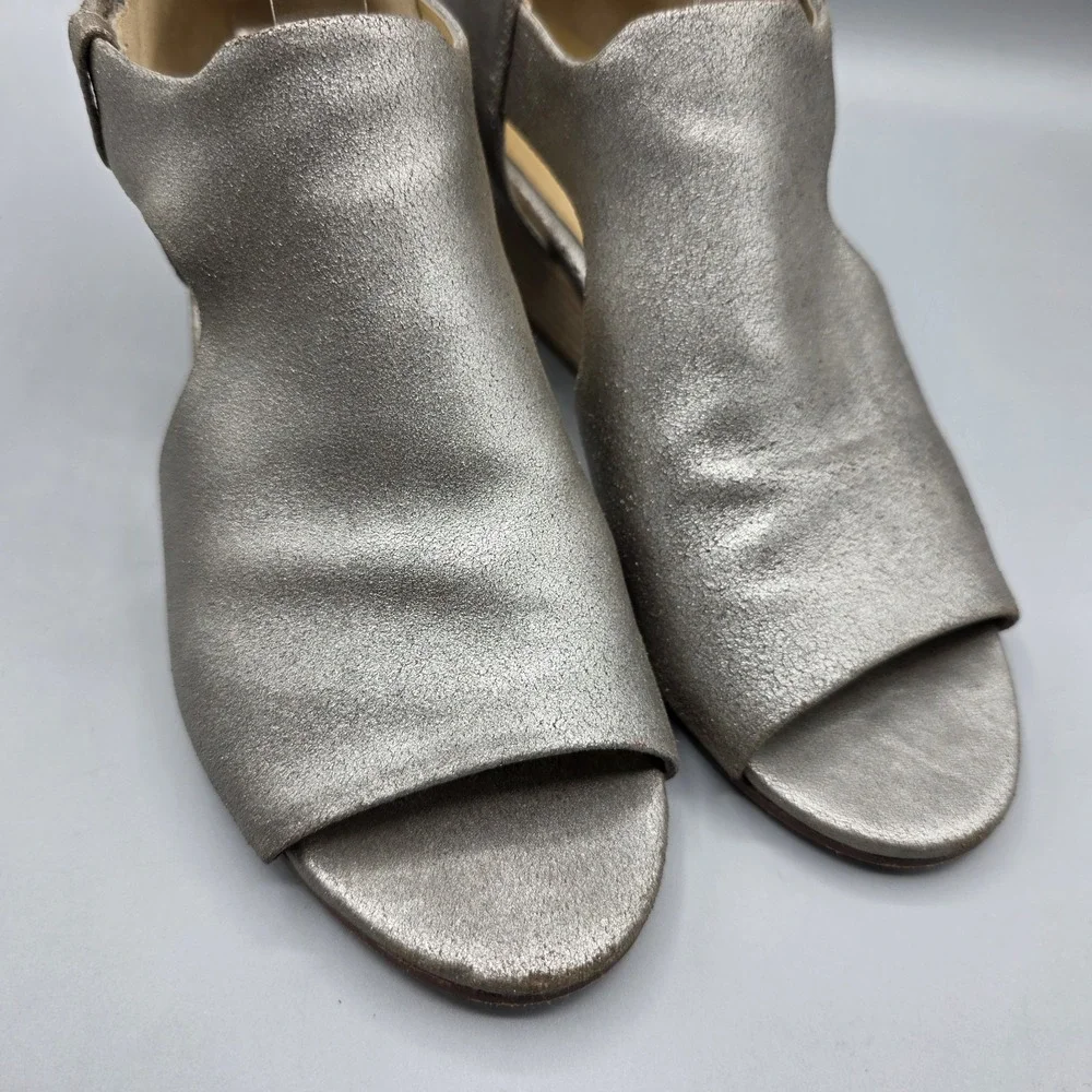 Eileen Fisher Iris Sandals Womens 9.5 Pewter Leather Block Heel Adjustable Strap
